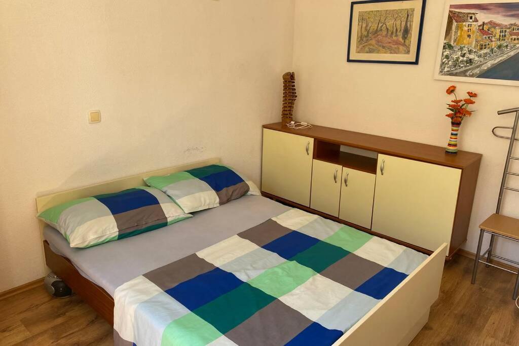 Апартаменти Apartman Toma Слатине Екстер'єр фото